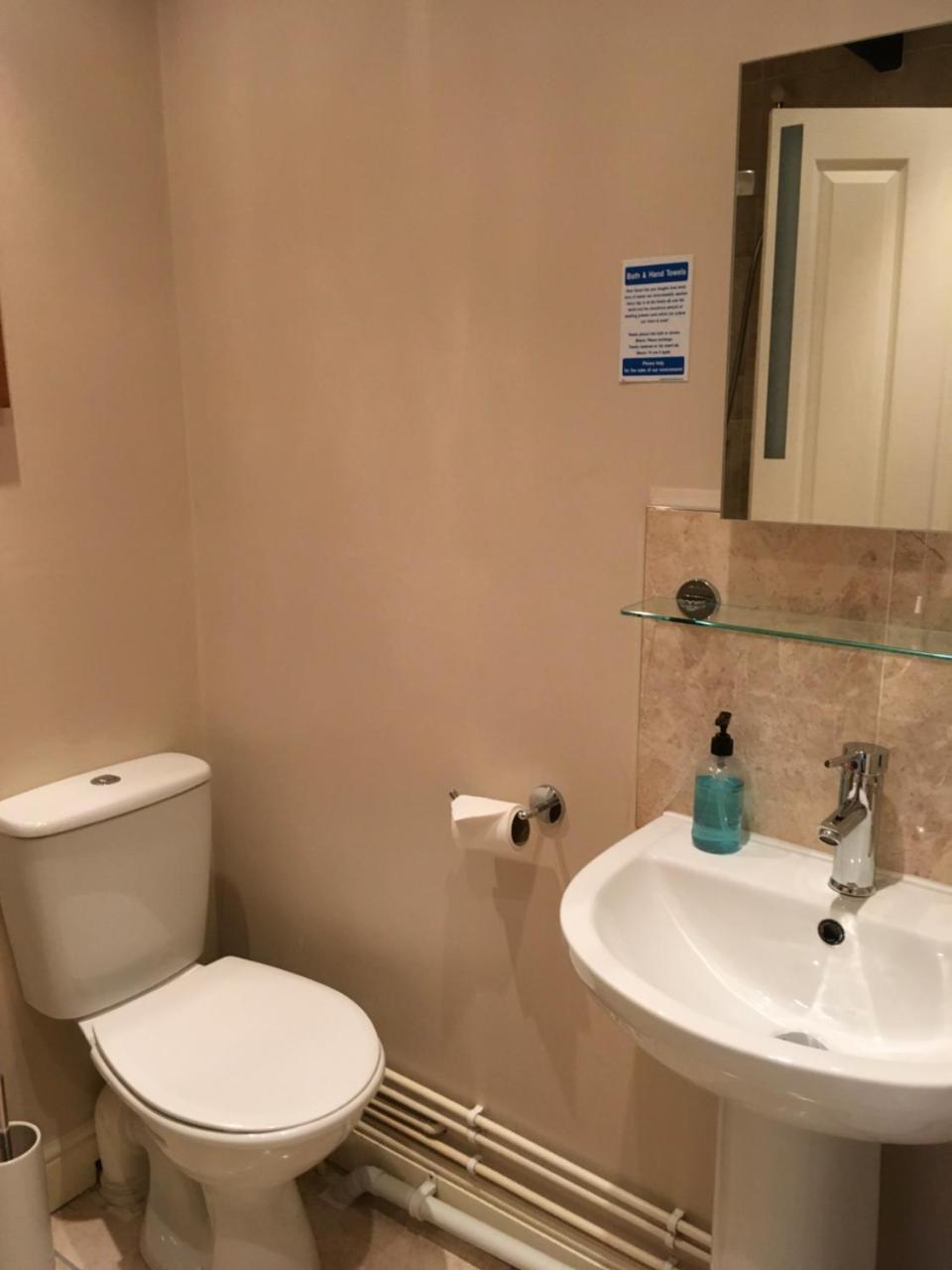 The Tanners Arms Hotell Devynock Eksteriør bilde